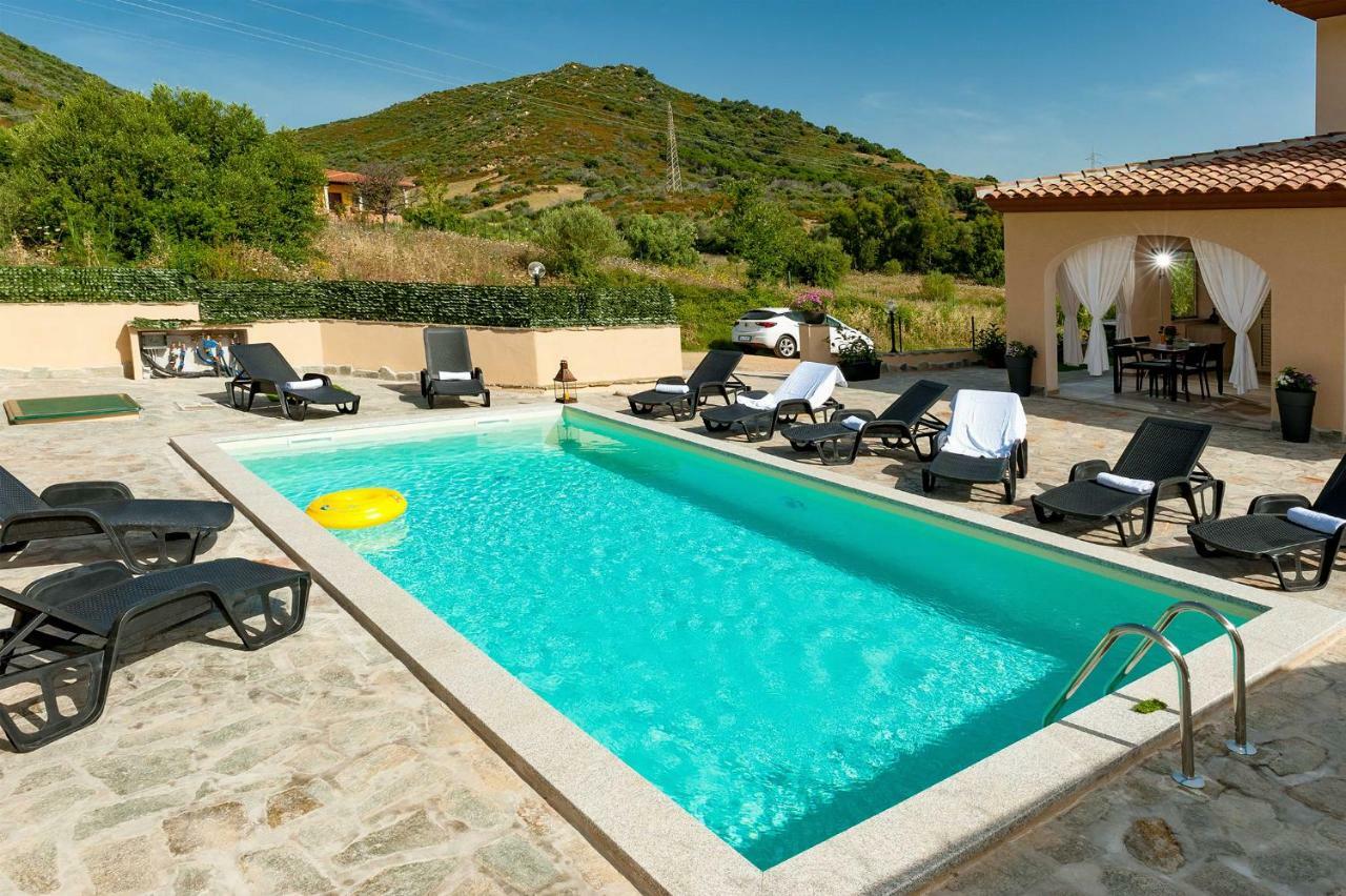 Molarotto Camere Con Angolo Cottura San Teodoro  Exterior foto