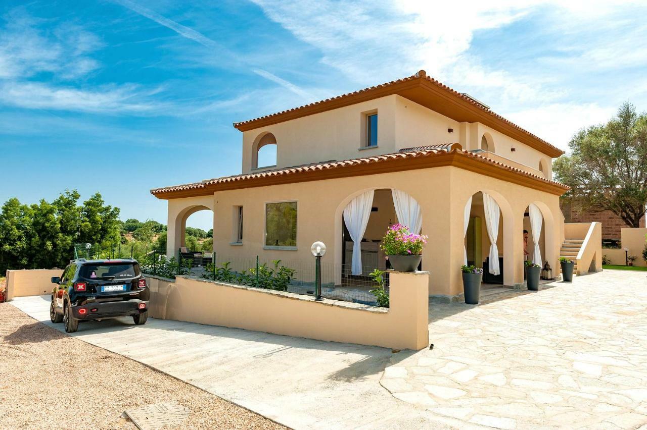 Molarotto Camere Con Angolo Cottura San Teodoro  Exterior foto