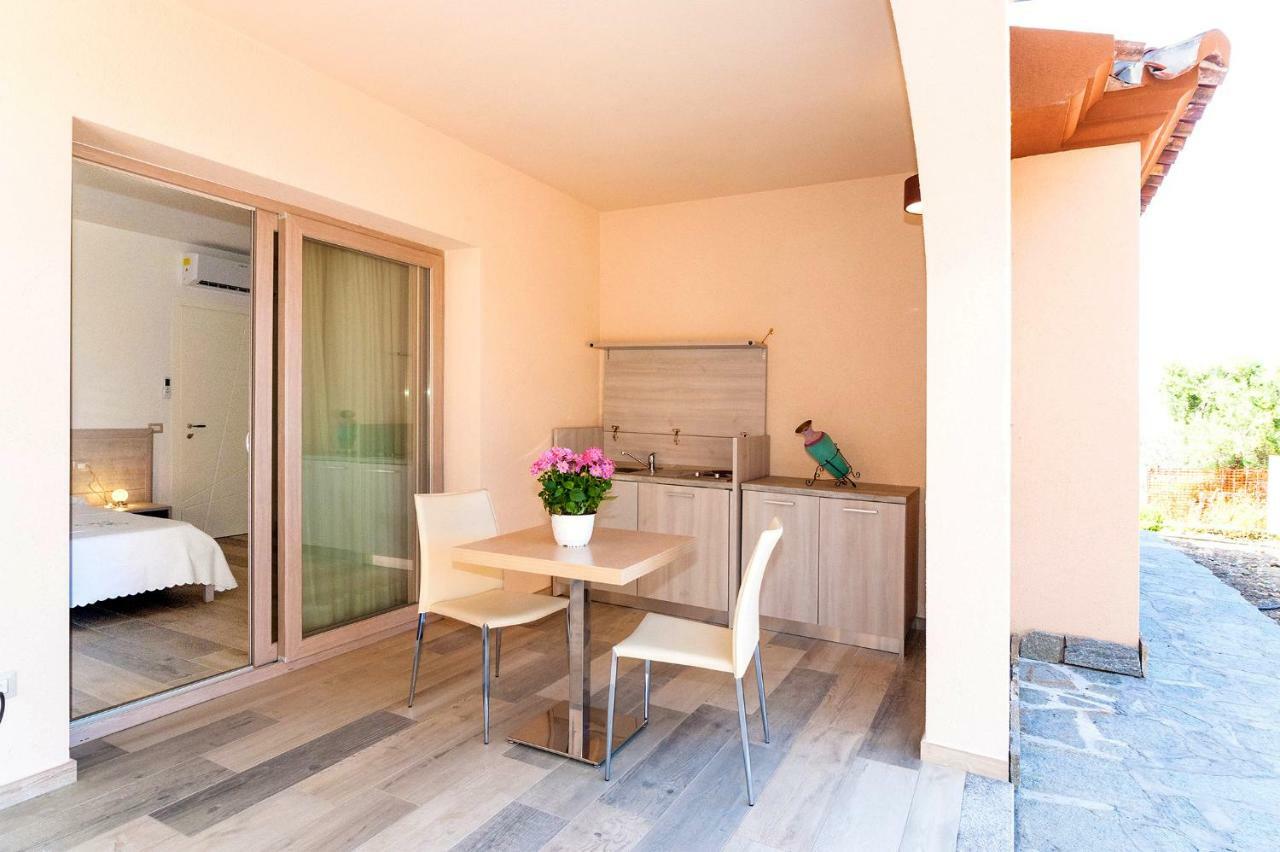 Molarotto Camere Con Angolo Cottura San Teodoro  Exterior foto
